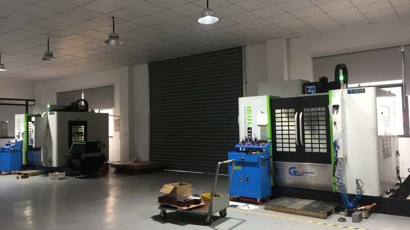 冲压模具加工：高精度背后的精细工艺**