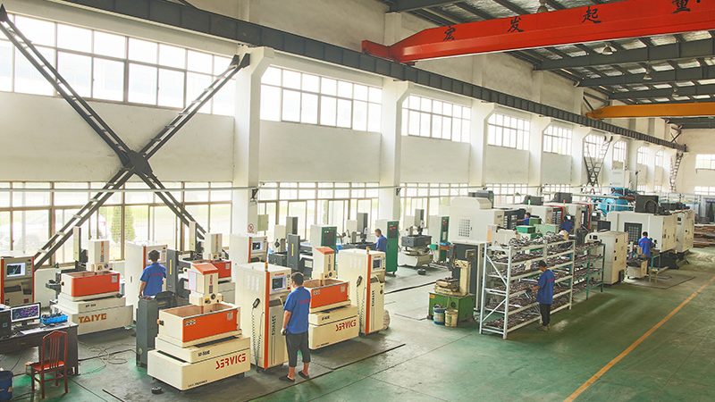 成都塑胶模具代工代理：揭秘模具制造背后的关键要素