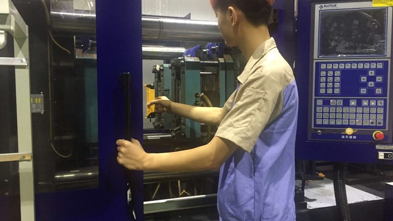 树脂工艺品模具硅胶硬度如何选择：关键因素解析**